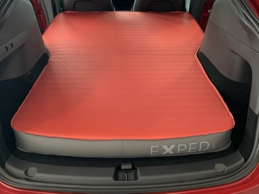 in use image MegaMat TXY showed in a car