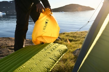 Ultra sleeping mat inflate with Schnozzel Pumpbag