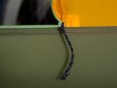 Detail Tent Lyra Extreme reflective zipper puller