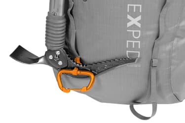 black ice axe fixation 1