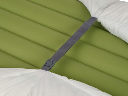 Ultra Quilt detail collar strap