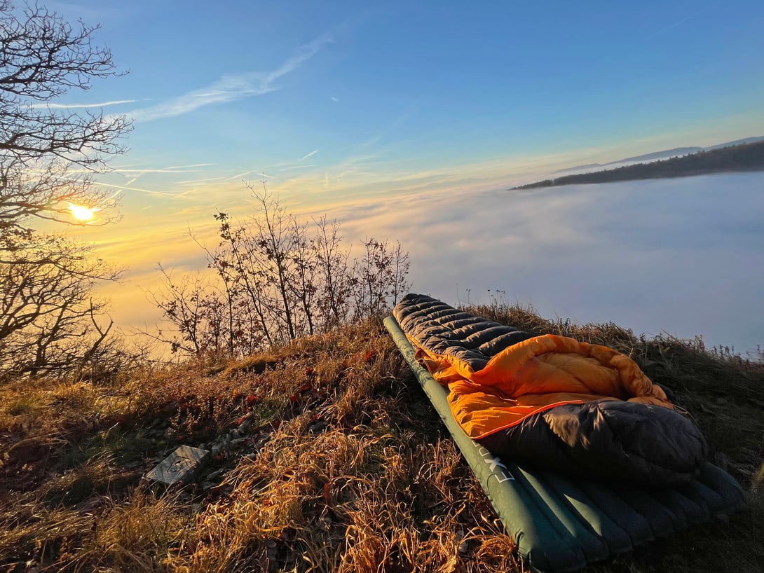 Amazon.co.jp: エクスペド EXPED SIM ultra 3.8 LW : スポーツ